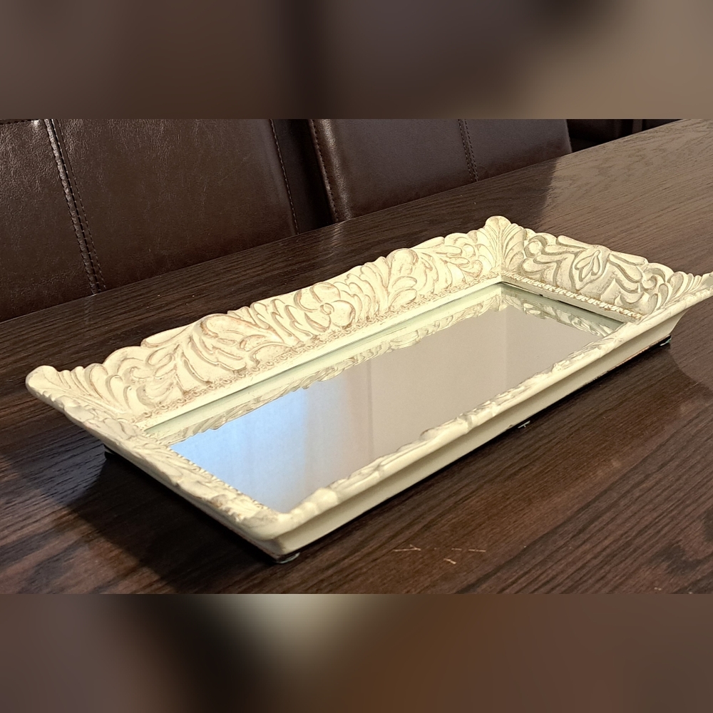 Mirror tray, 14" x 8"